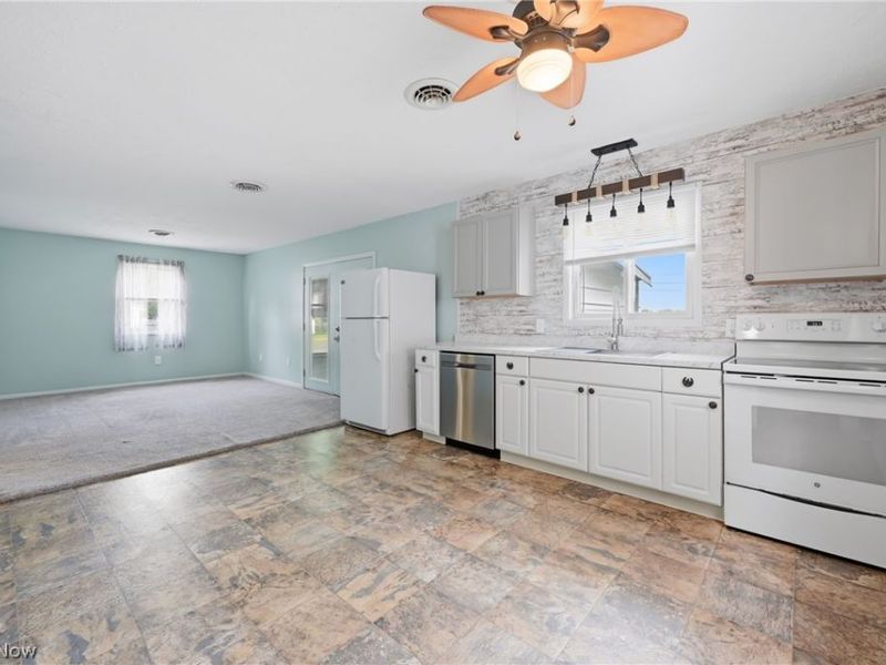 4570 Pymatuning Lake Rd, Andover, OH 44003 Photo 16