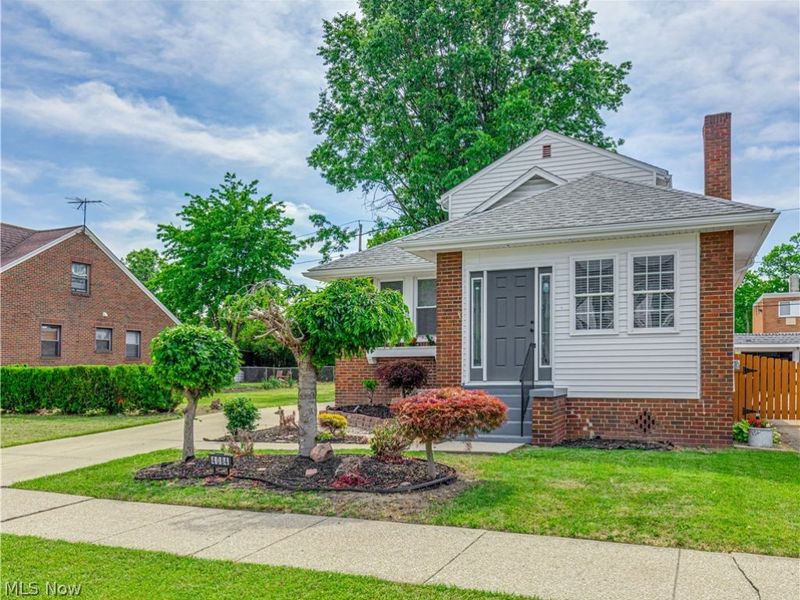 4084 W 50th Street, Cleveland, OH 44144 Photo 2