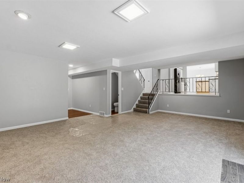 6815 Hickory Hill Drive, Mayfield Village, OH 44143 Photo 13