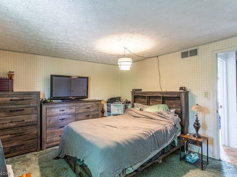 7764 Micawber Road NE, Warren, OH 44484 Photo 14