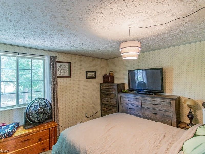 7764 Micawber Road NE, Warren, OH 44484 Photo 16