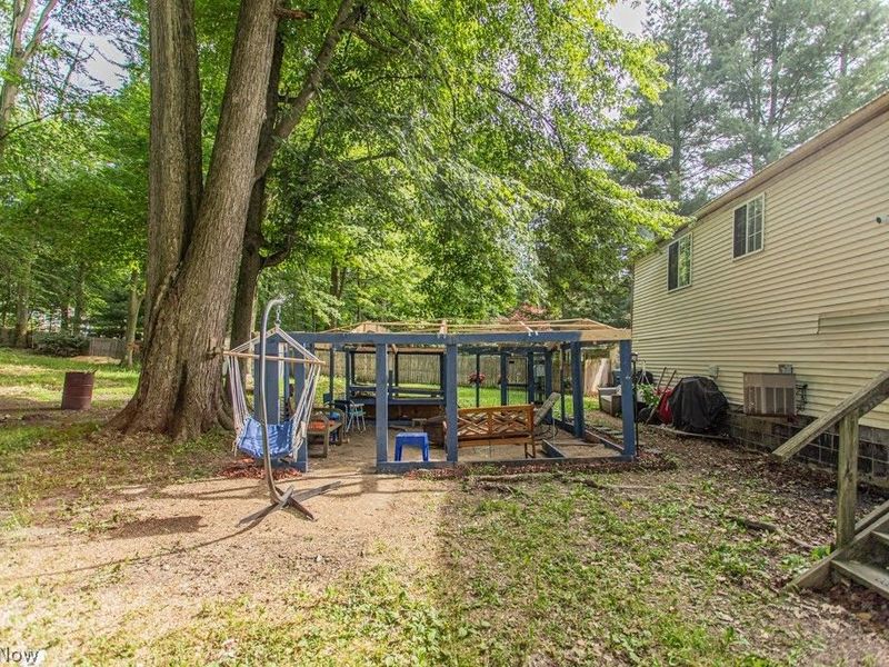 7764 Micawber Road NE, Warren, OH 44484 Photo 28