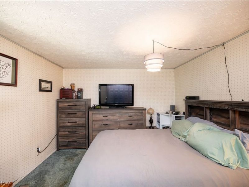 7764 Micawber Road NE, Warren, OH 44484 Photo 5