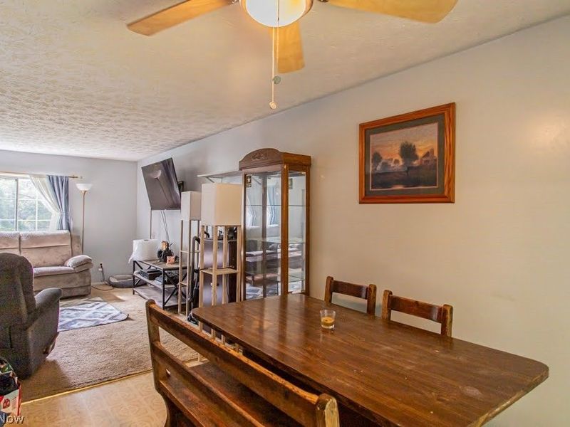 7764 Micawber Road NE, Warren, OH 44484 Photo 8