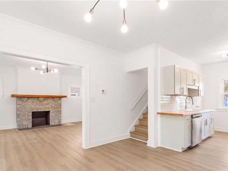 3289 Silsby Road, Cleveland Heights, OH 44118 Photo 9