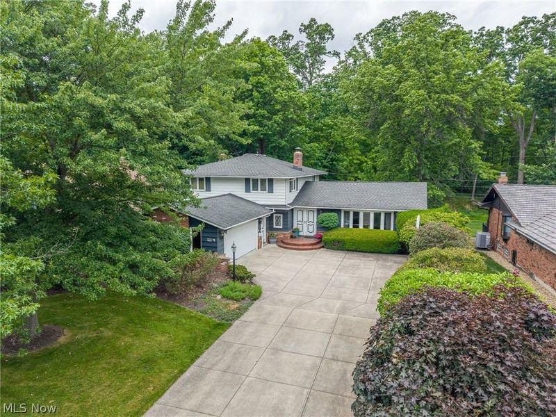 13760 Arrowhead Trail, Middleburg Heights, OH 44130 Photo 46