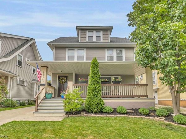 1252 Andrews Avenue, Lakewood, OH 44107