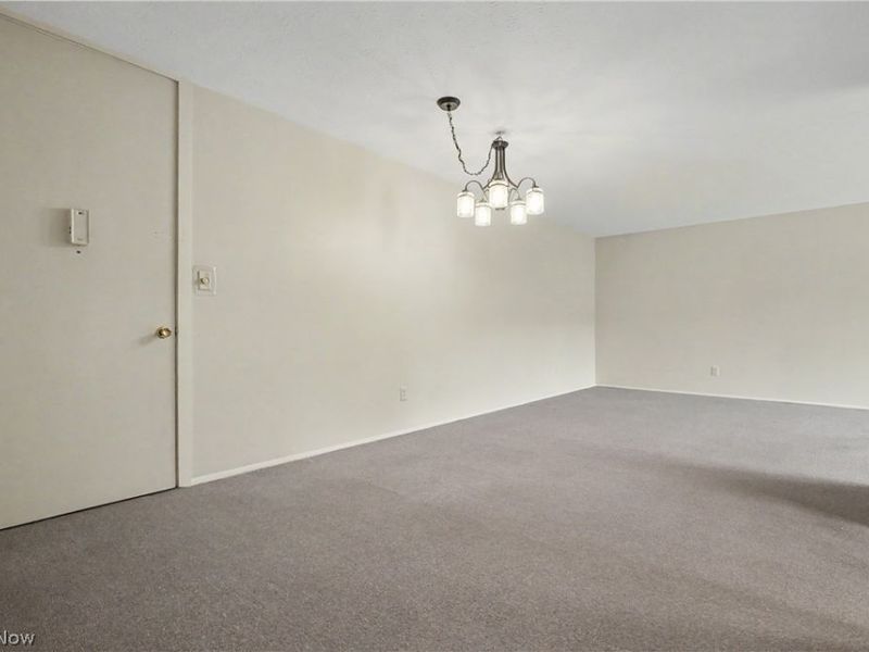 3066 Kent Road, Unit 301, Stow, OH 44224 Photo 3