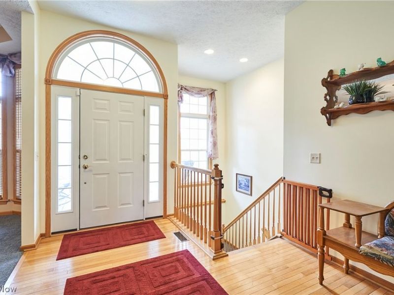 6318 Oak Point Estates, Lorain, OH 44053 Photo 7