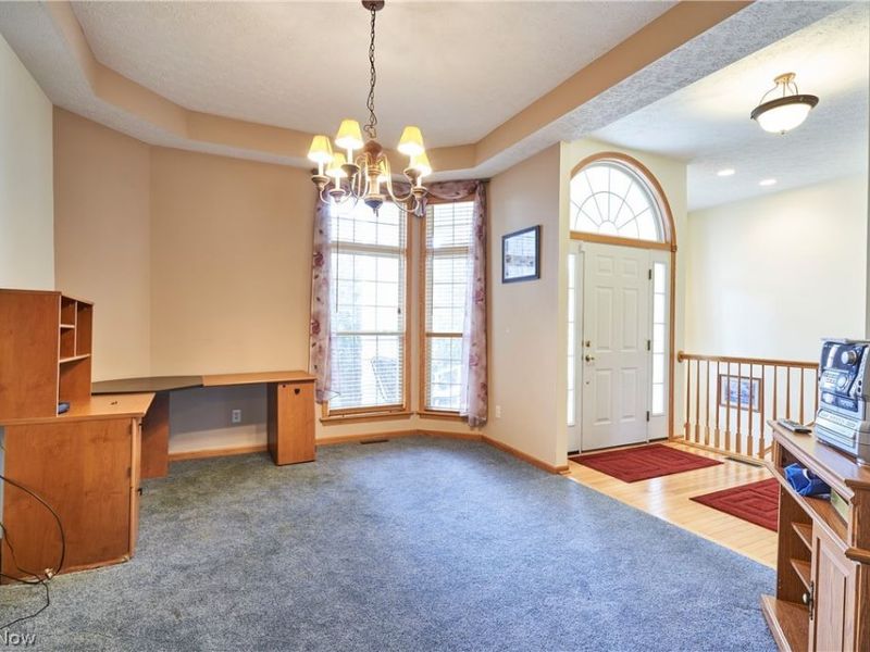 6318 Oak Point Estates, Lorain, OH 44053 Photo 8