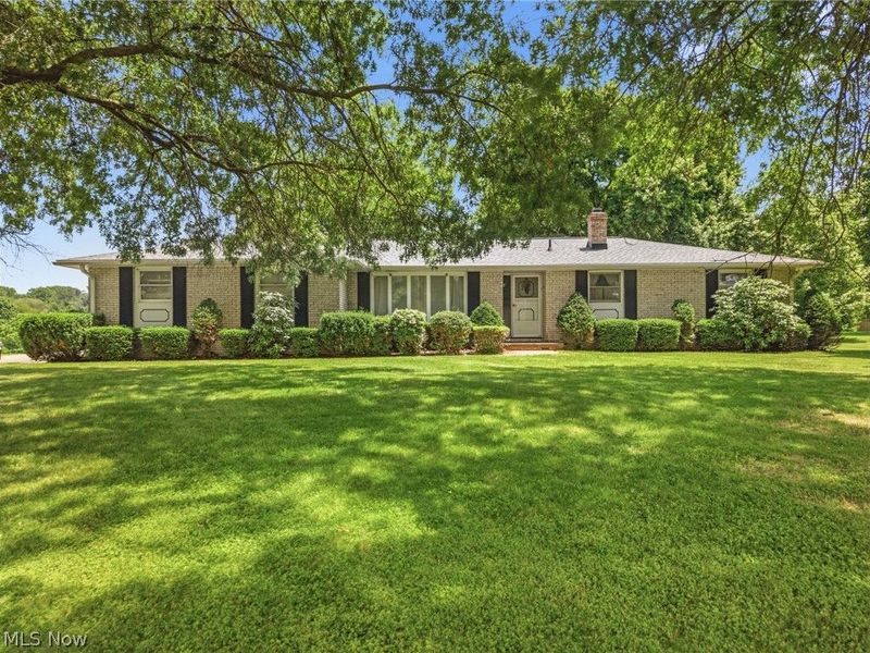 4800 Suzette Avenue NW, Massillon, OH 44647 Photo 1