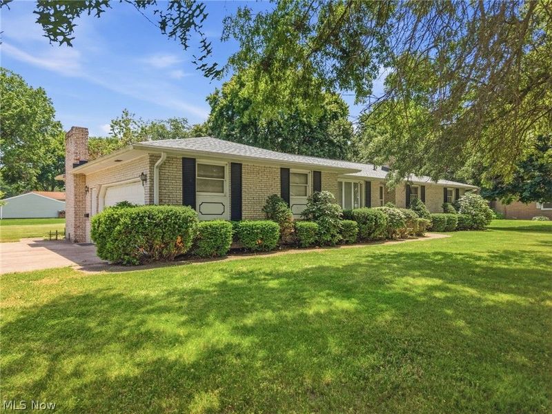 4800 Suzette Avenue NW, Massillon, OH 44647 Photo 2