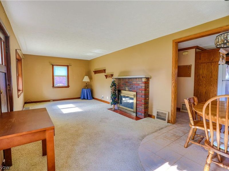 518 Edwards Street, Louisville, OH 44641 Photo 13
