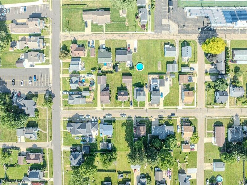 518 Edwards Street, Louisville, OH 44641 Photo 31