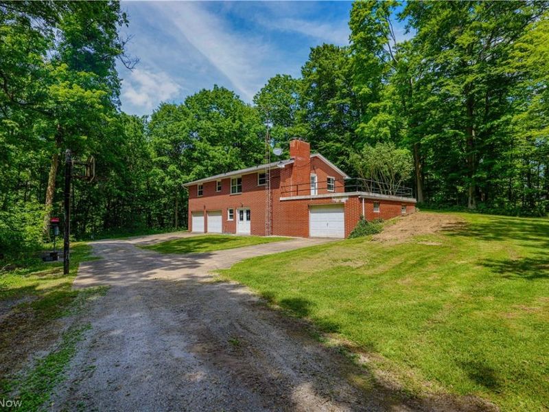 5475 Parks Avenue NE, Louisville, OH 44641 Photo 11