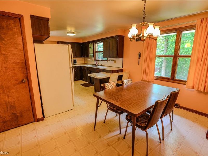 5475 Parks Avenue NE, Louisville, OH 44641 Photo 22