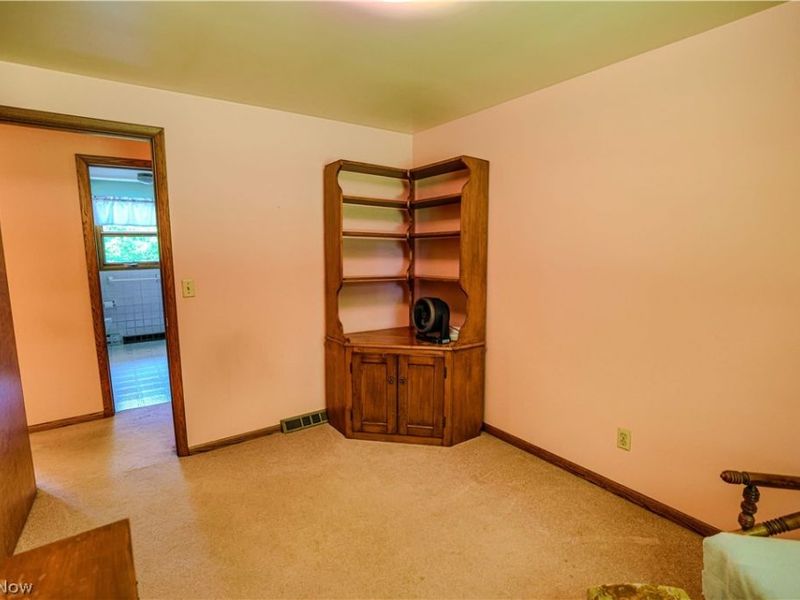 5475 Parks Avenue NE, Louisville, OH 44641 Photo 23