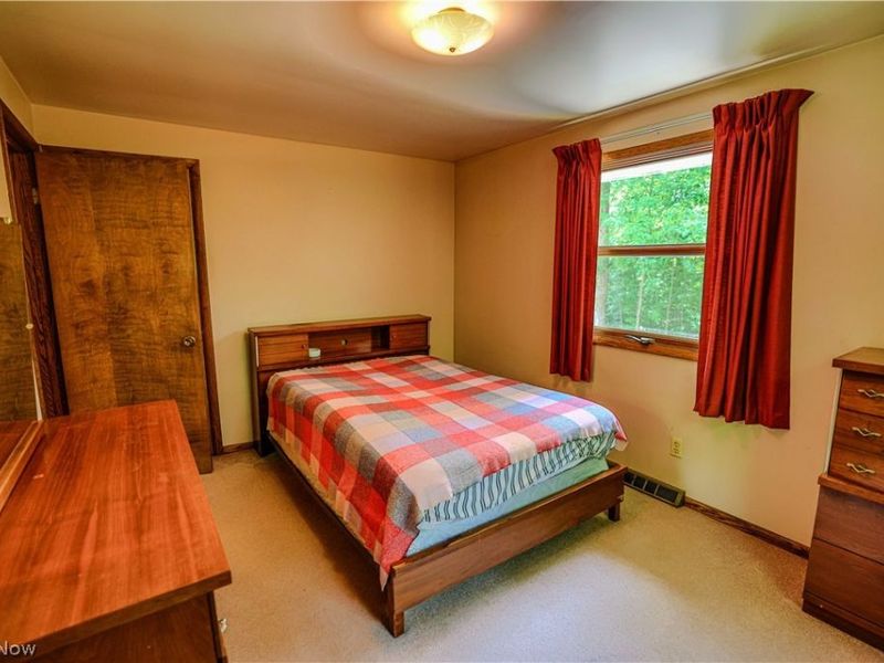 5475 Parks Avenue NE, Louisville, OH 44641 Photo 29