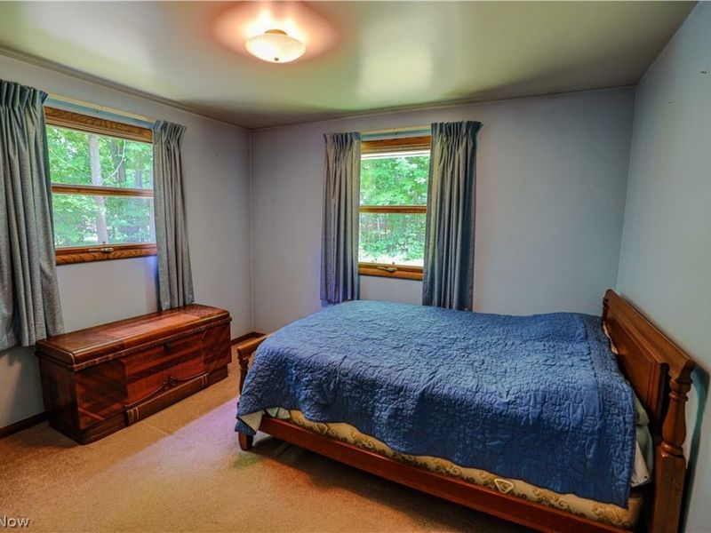 5475 Parks Avenue NE, Louisville, OH 44641 Photo 32