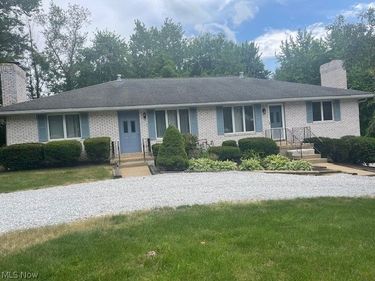 6218 Island Drive , Canton, OH 44718