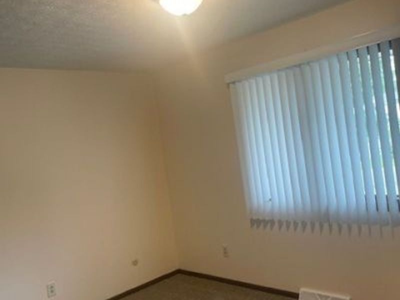 6218 Island Drive , Canton, OH 44718 Photo 7