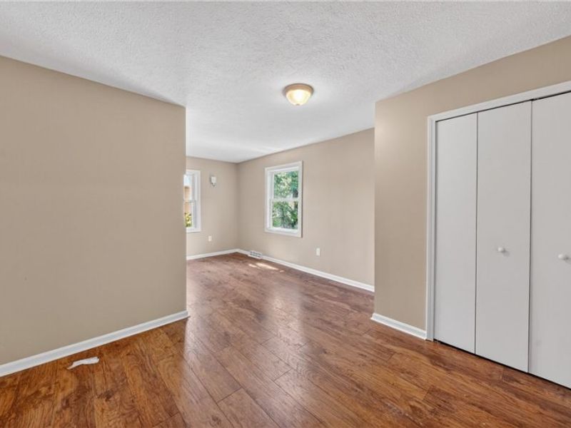 29369 Lorain Road, North Olmsted, OH 44070 Photo 15