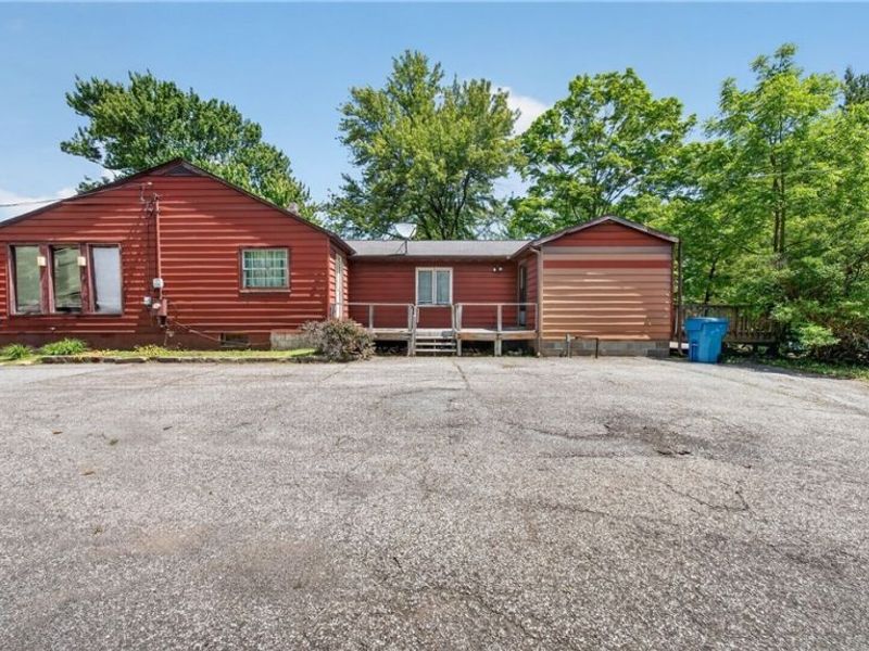 29369 Lorain Road, North Olmsted, OH 44070 Photo 2