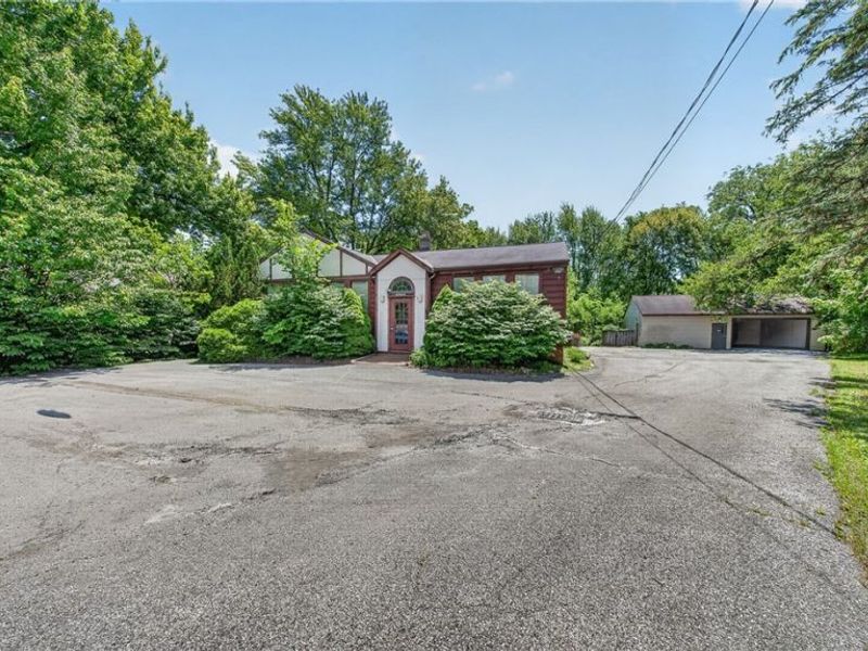 29369 Lorain Road, North Olmsted, OH 44070 Photo 27