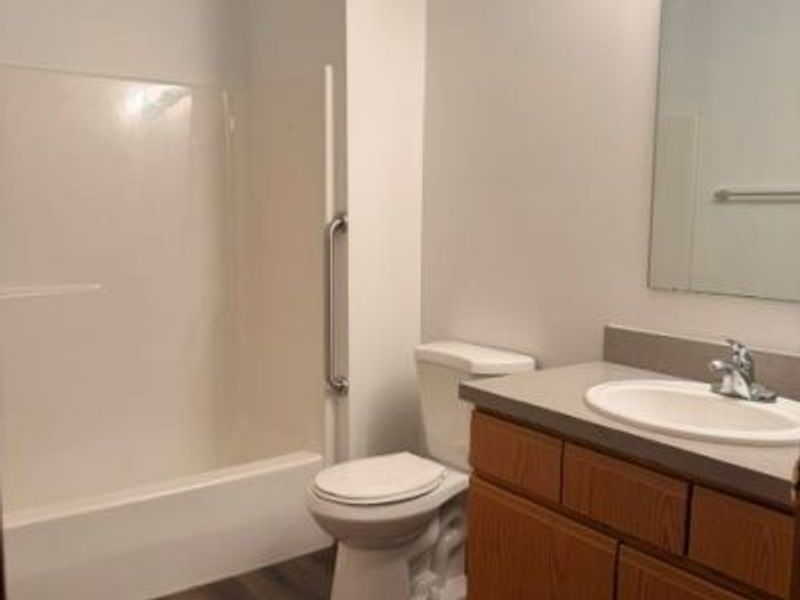 1898 Springfield Lake Boulevard, Unit 105, Akron, OH 44312 Photo 6
