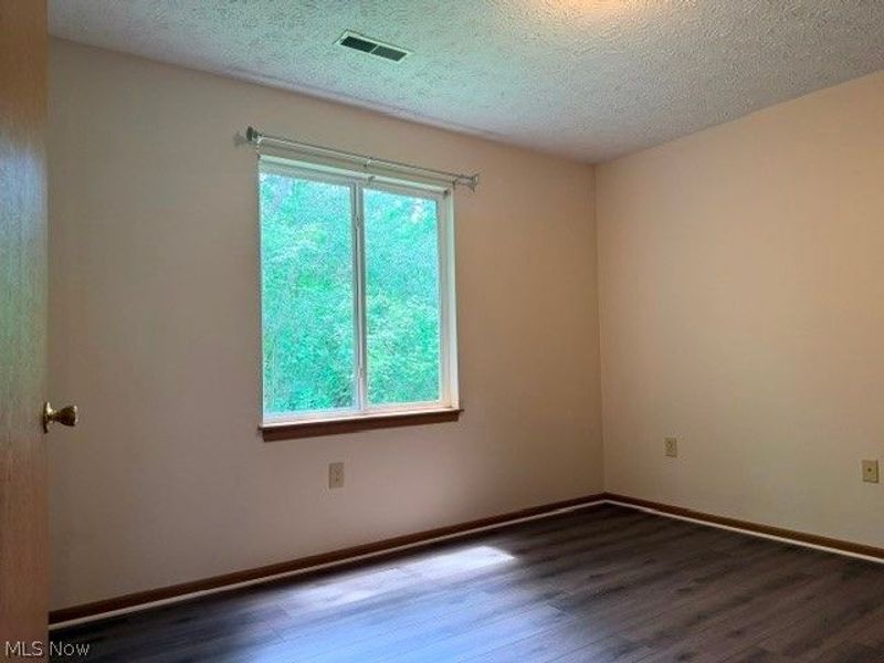 1898 Springfield Lake Boulevard, Unit 105, Akron, OH 44312 Photo 9