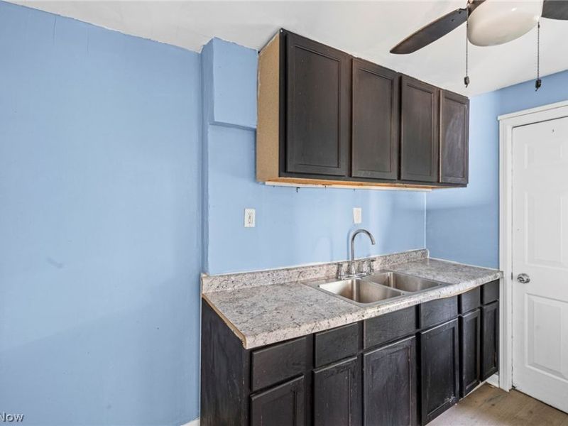 1469 E 250th Street, Euclid, OH 44117 Photo 13