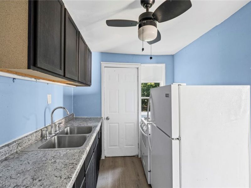 1469 E 250th Street, Euclid, OH 44117 Photo 15
