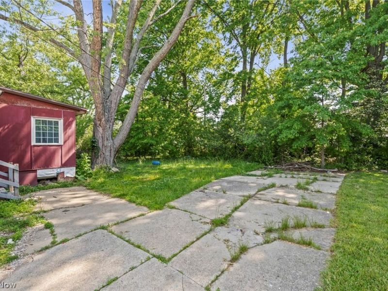 1469 E 250th Street, Euclid, OH 44117 Photo 30