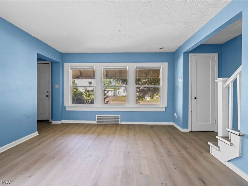1469 E 250th Street, Euclid, OH 44117 Photo 6