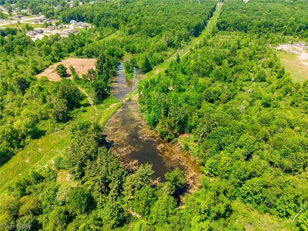 Sampson Drive , Youngstown, OH 44505