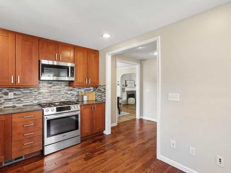 2088 Inchcliff Road, Columbus, OH 43221 Photo 15