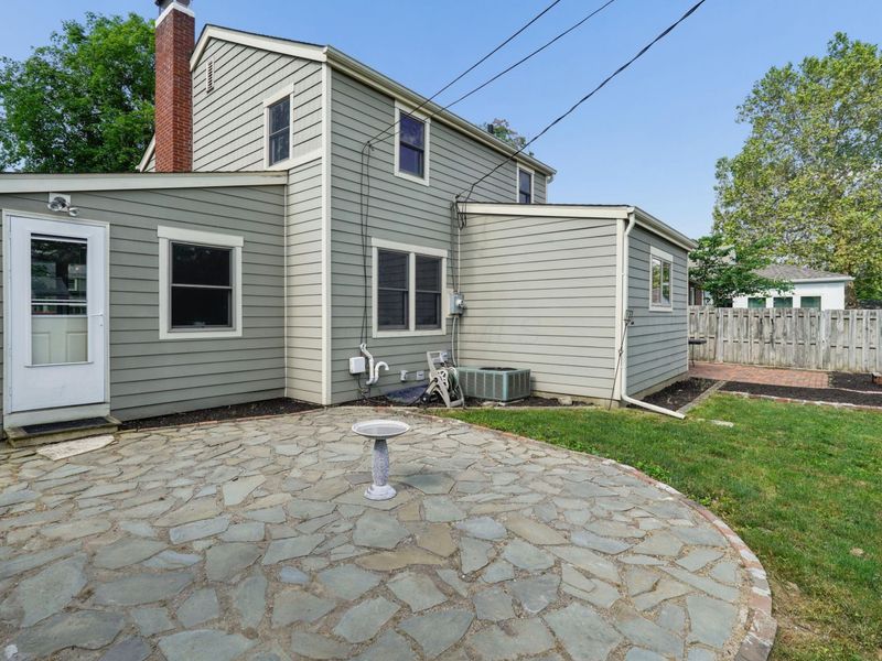 2088 Inchcliff Road, Columbus, OH 43221 Photo 32