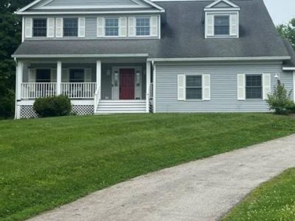 9 Mystic Glen Place, Fishkill, NY 12524