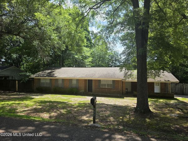 502 Lakeview Avenue, McComb, MS 39648