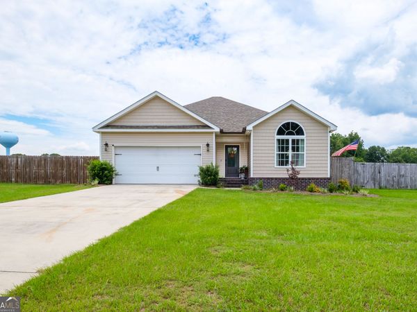 177 Sandalwood Circle, Statesboro, GA 30458
