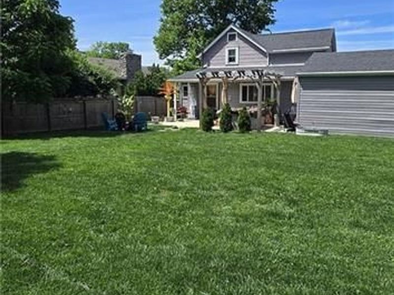 110 W Orchard Springs Drive, Dayton, OH 45415 Photo 3