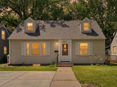 402 Jefferson Avenue S, Edina, MN 55343