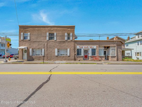 400 Oak St Street , Unit 408, Old Forge, PA 18518