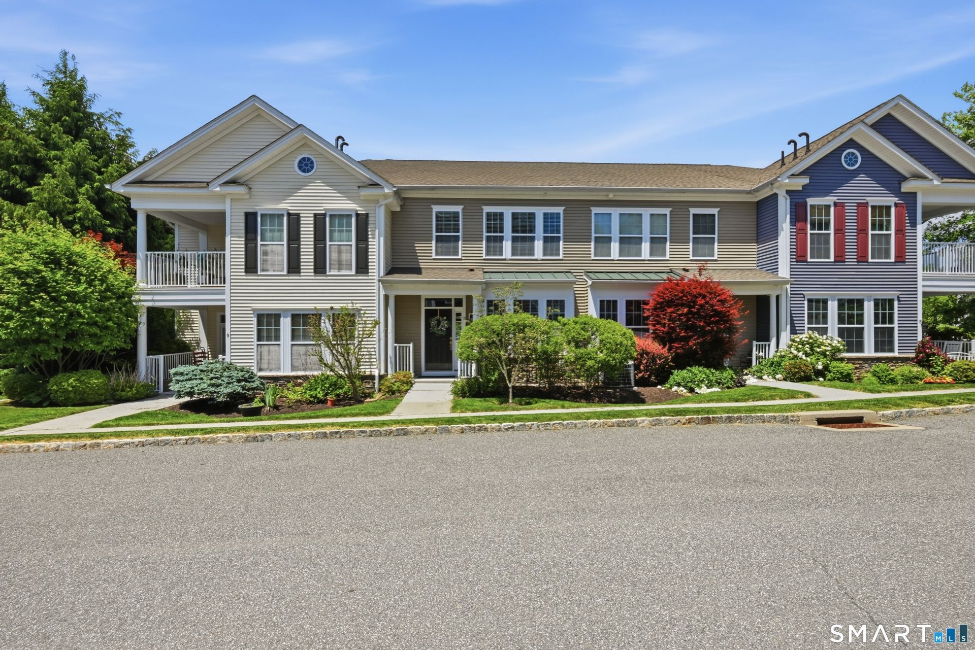 11 Orwich, Unit 11, Danbury, CT 06810 Main Photo