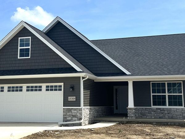 15309 Cypress Drive , Perrysburg, OH 43551