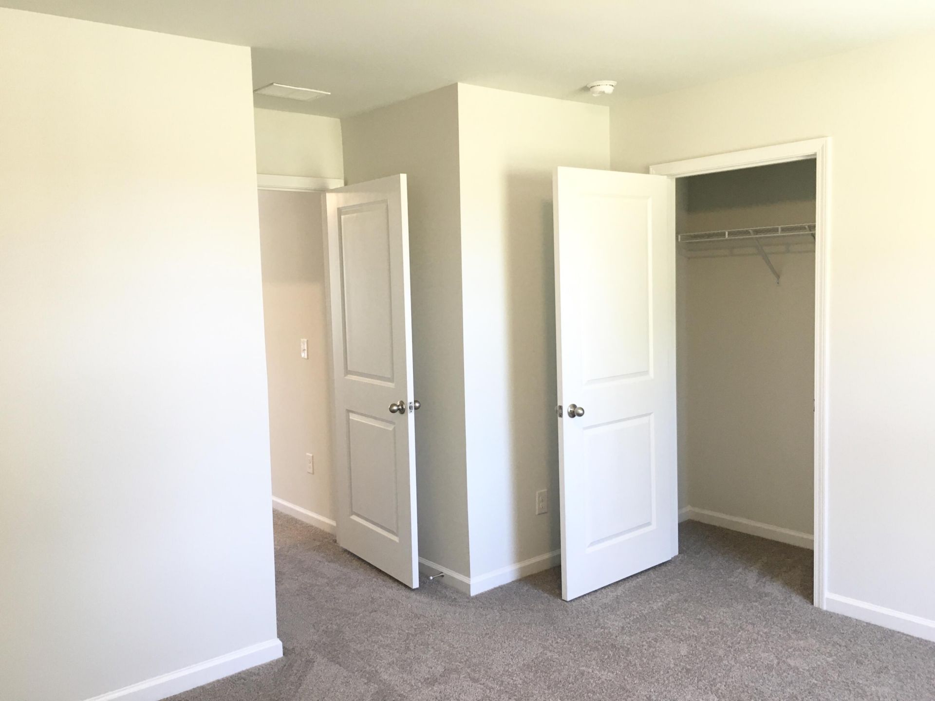 9801 Sickle Drive Photo 15