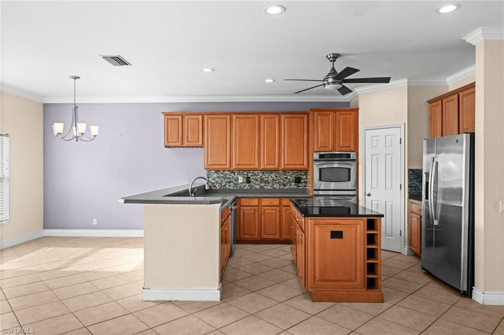 2017 Cape Heather Cir, Cape Coral, FL 33991 Photo