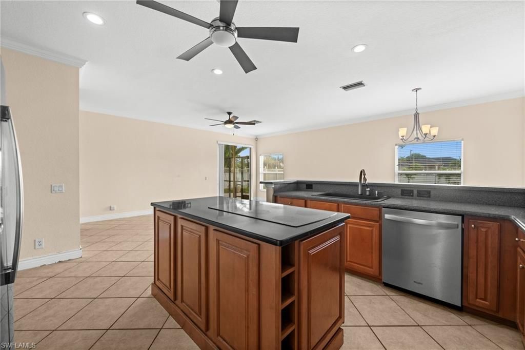 2017 Cape Heather Cir, Cape Coral, FL 33991 Photo
