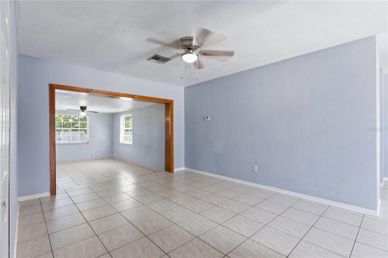 998 W 68th Street, Hialeah, FL 33014 Photo