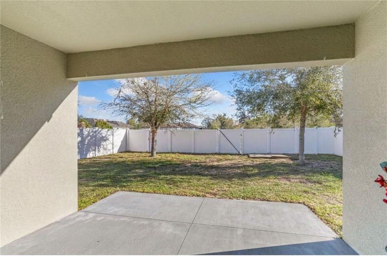2665 Rotherham Road , Tavares, FL 32778 Photo